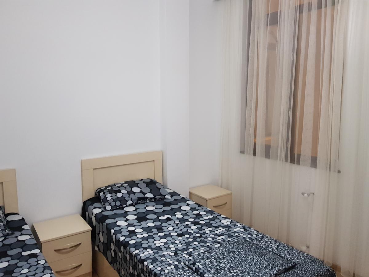 Apartments Cira 01 Batumi Exterior photo